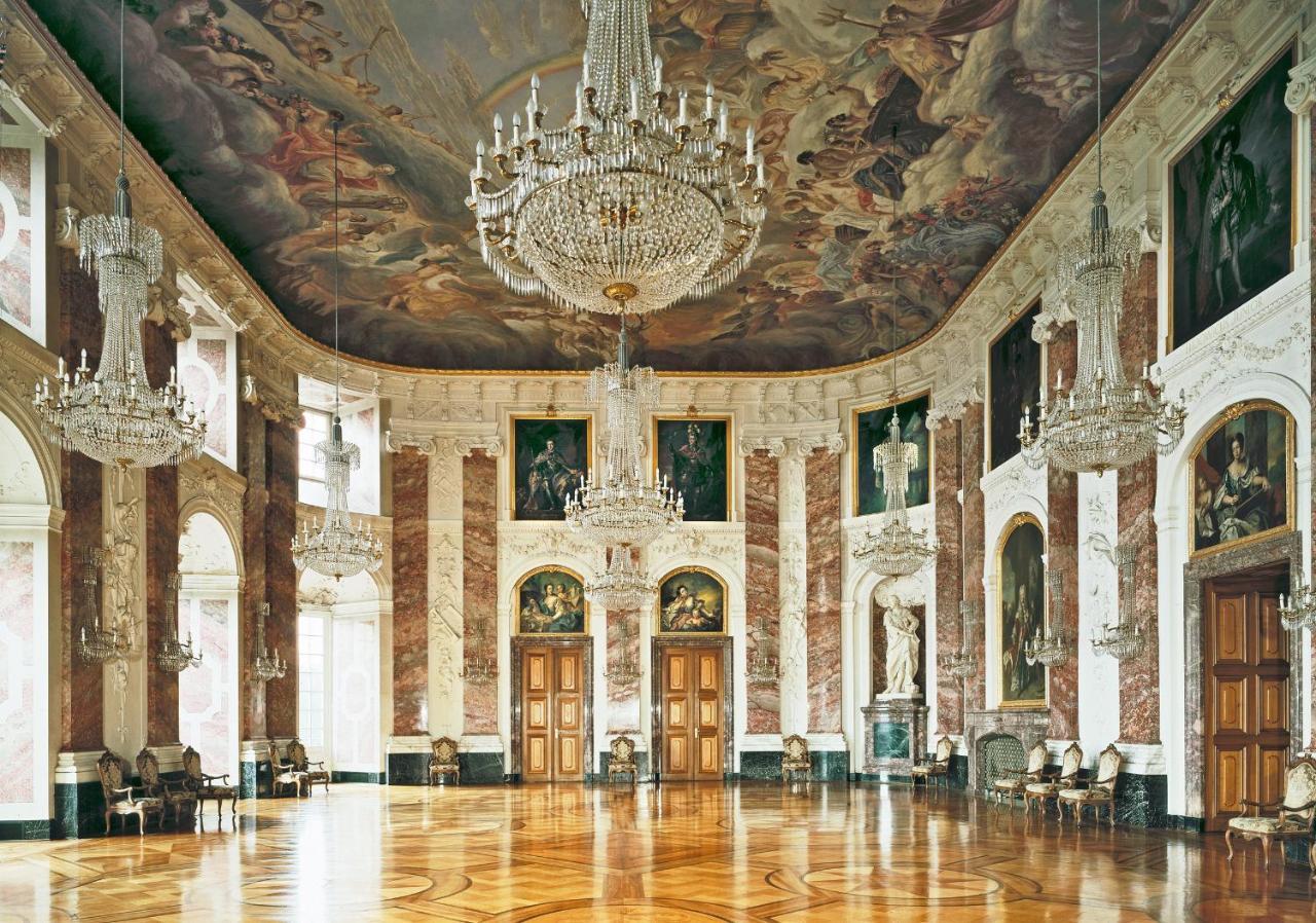 Hotel Kurpfalzstuben MHG Buitenkant foto