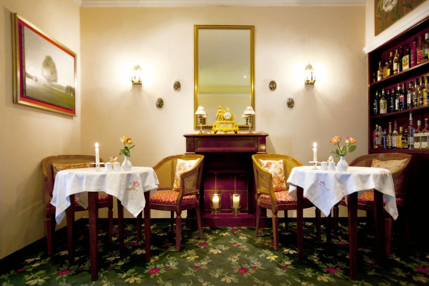 Hotel Kurpfalzstuben MHG Buitenkant foto